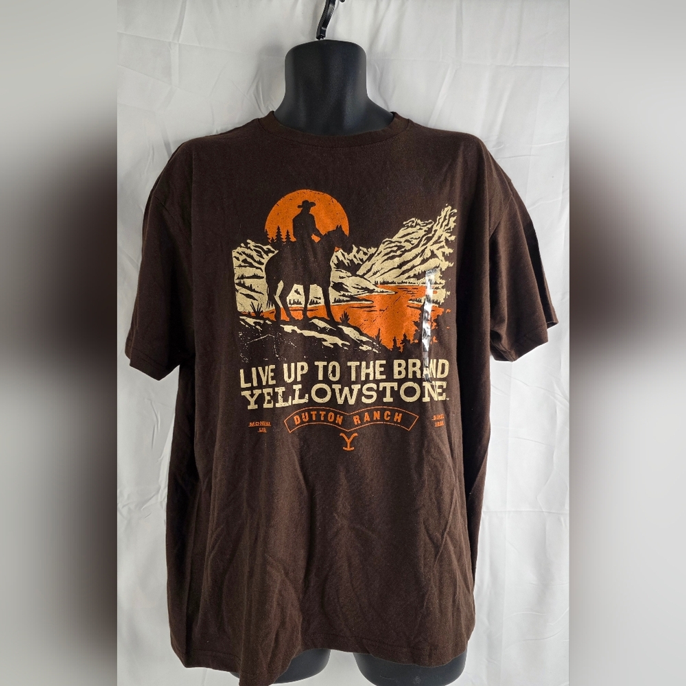 Yellowstone Button Ranch Men's Graphic T-Shirt Brown Size XL NWT U-2991